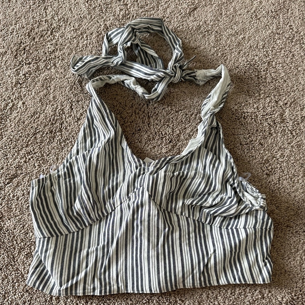 American Eagle cropped tank top